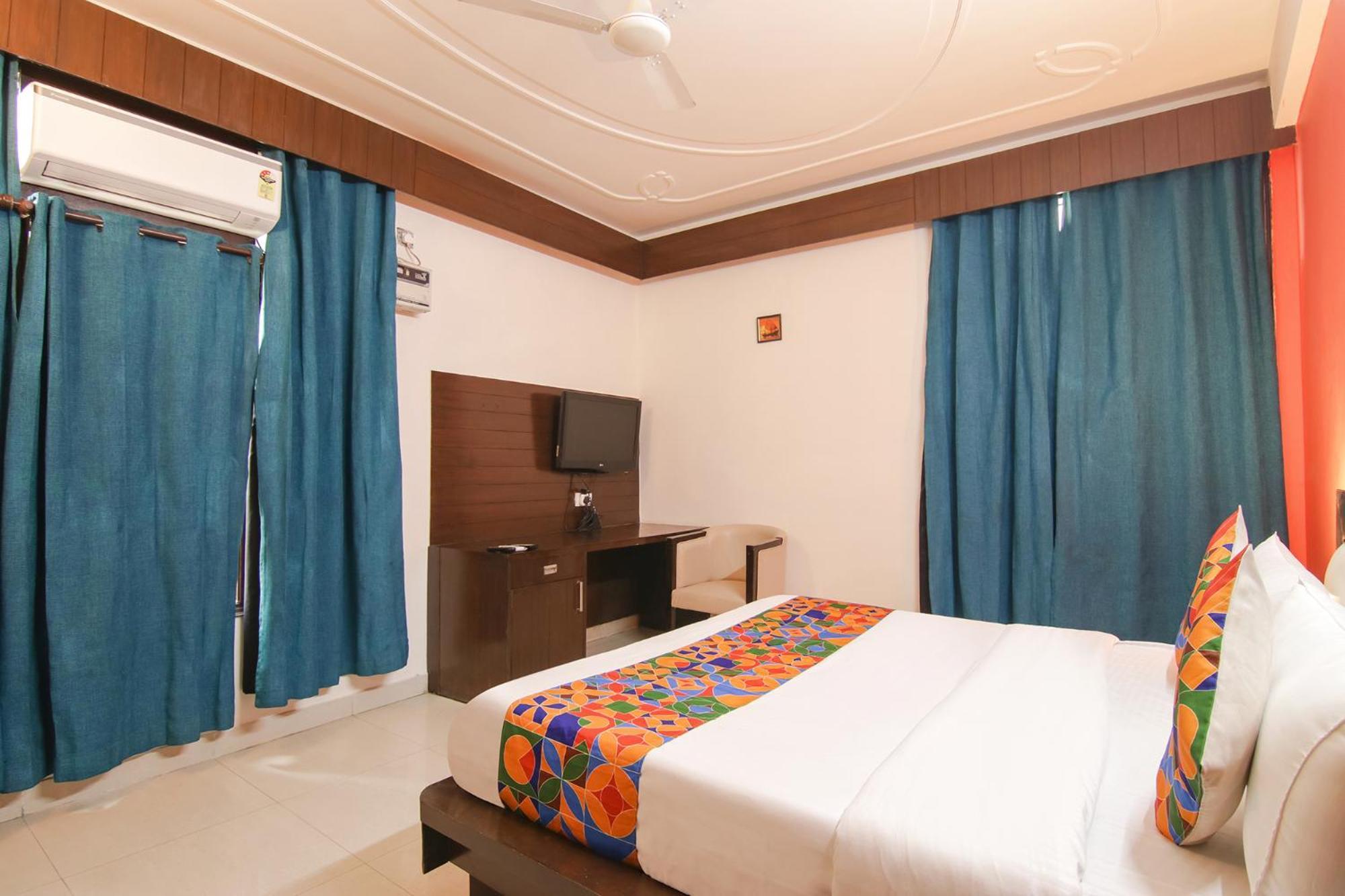 Badshahpur Fabhotel The Lavish Villa מראה חיצוני תמונה